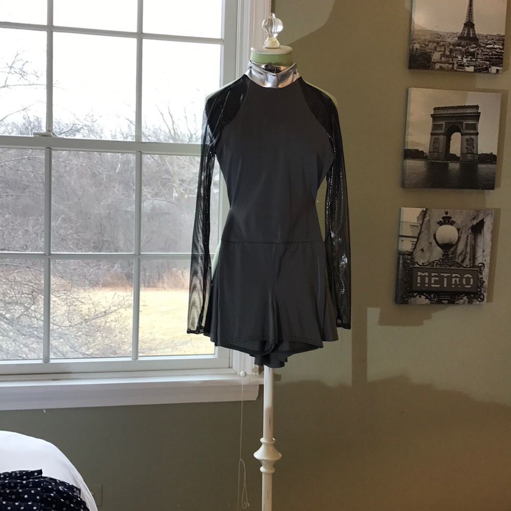 Dance/figure skating outfit